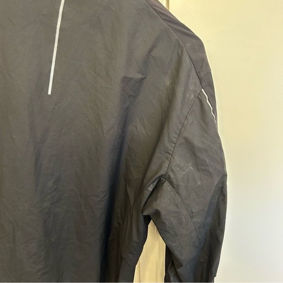 lululemon athletica Men’s Super Light Black Windbreaker Hooded Zip Up Large - Picture 10 of 11